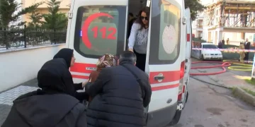 Maltepe’de Oto Tamirhanesinde Yangın