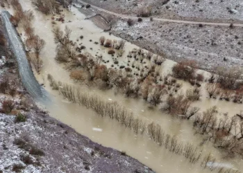 Sivas’ta Yıldız Irmağı Taştı