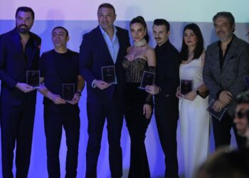 Son günde Legend Fashion Week İstanbul’da izdiham