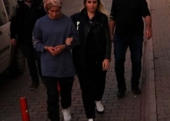 Kocasını öldüren kadın için karar bozuldu