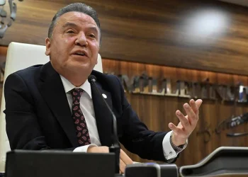 Muhittin Böcek’in İstifa Edeceği Öne Sürüldü